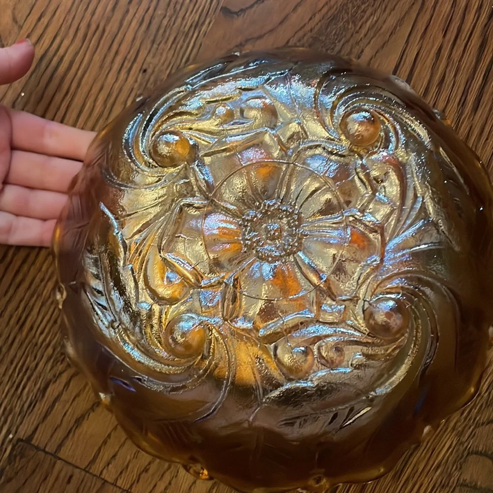 90s Indiana Glass Co. Wild Rose Marigold Carnival bowl